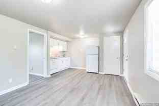 1031 Hunt Ave - Photo 1 of 1