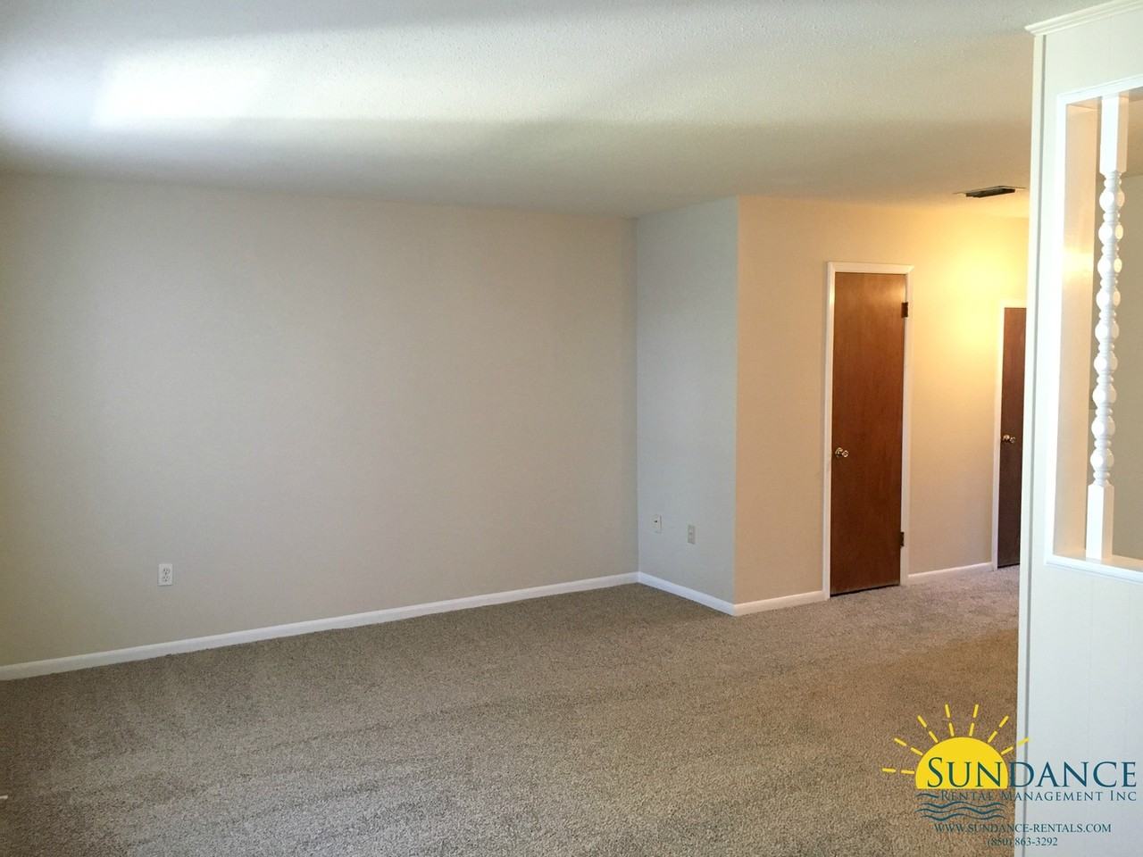 35 10th St - Photo 4 of 15