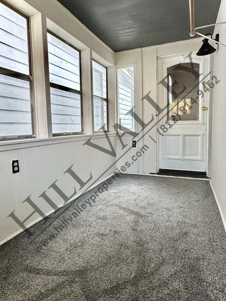 1004 South 9th Street - Photo 2 of 15