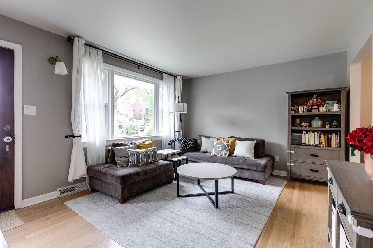 3237 Condie St - Photo 3 of 16