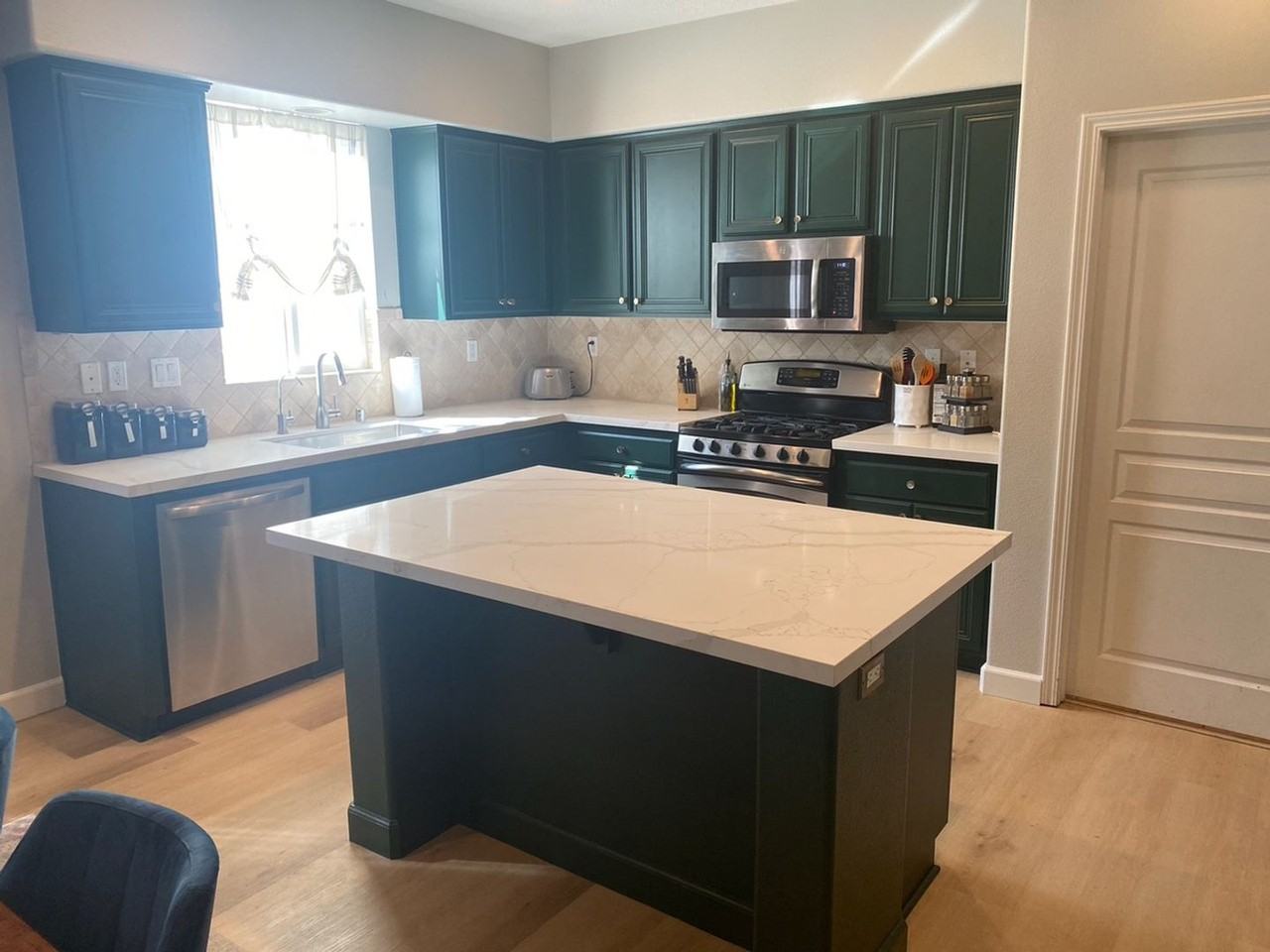 27463 Coldwater Drive - Photo 3 of 32