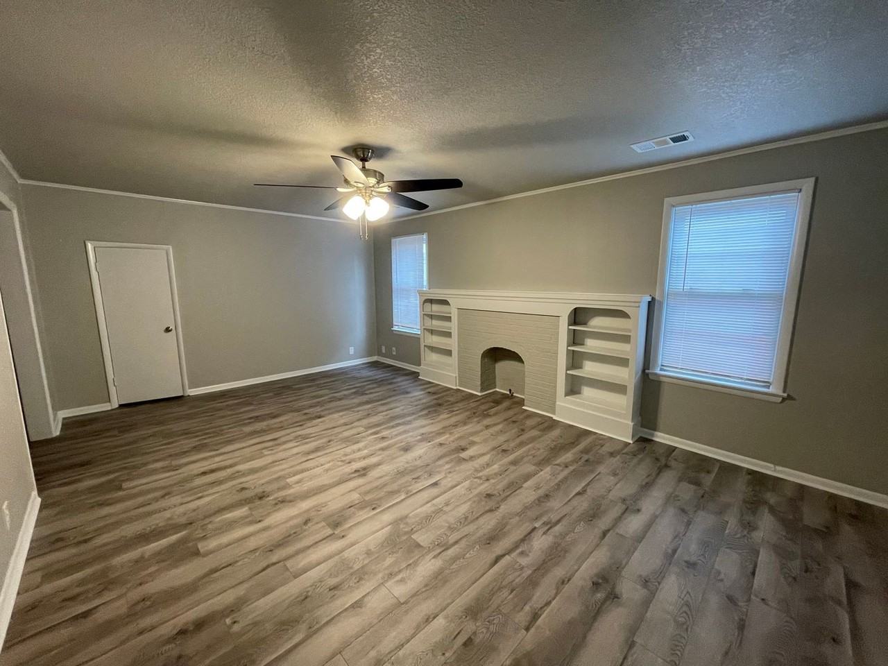620 Clifton Court - Photo 2 of 11