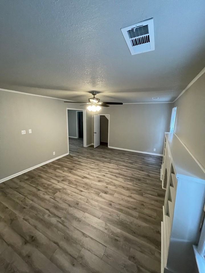 620 Clifton Court - Photo 3 of 11