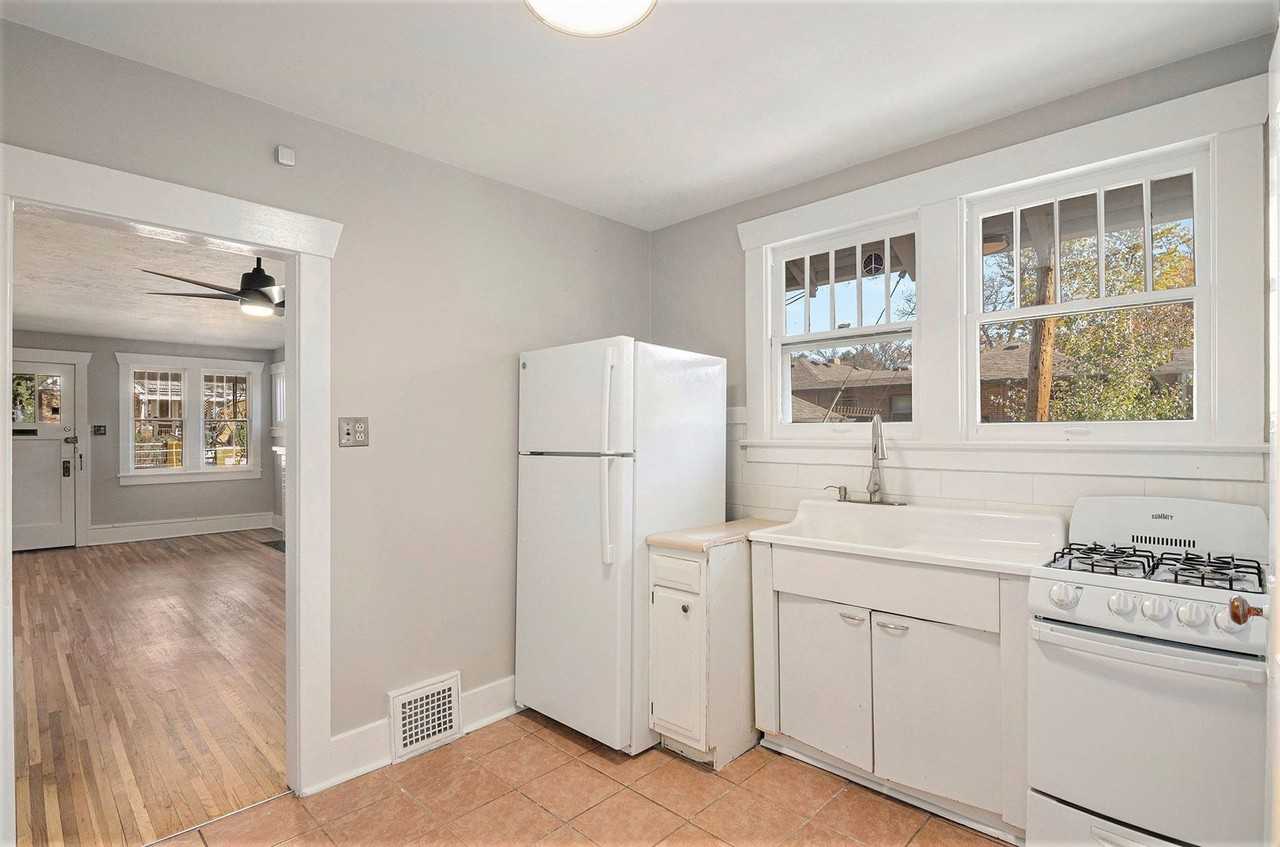 4338 Batavia Pl - Photo 7 of 30