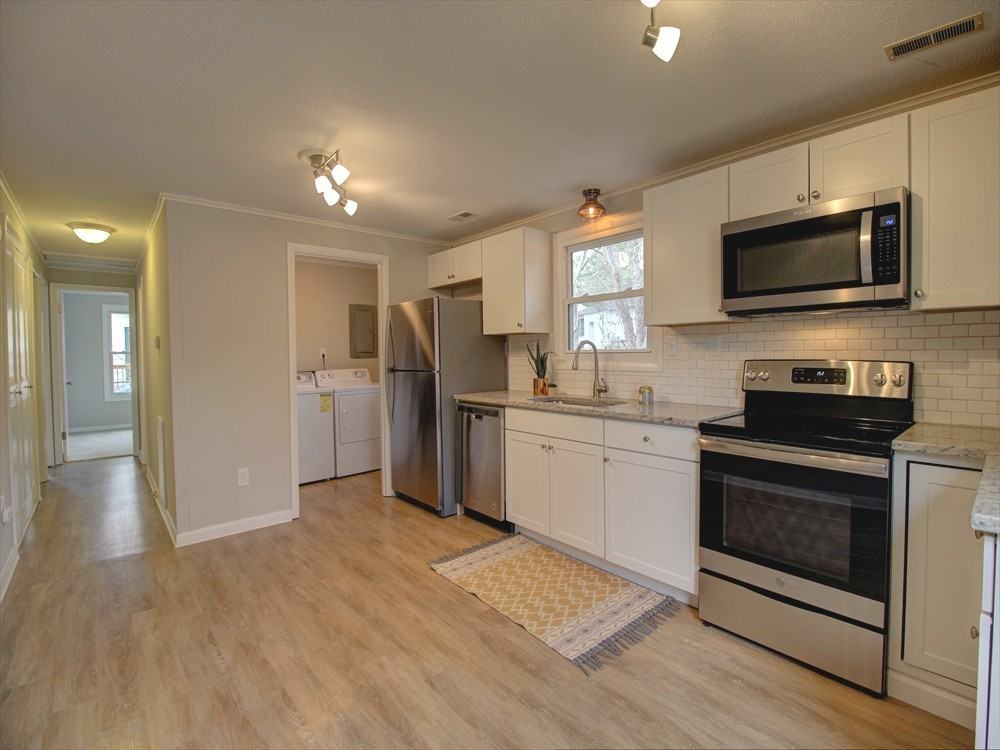 2600 Glenbrook Dr - Photo 5 of 14