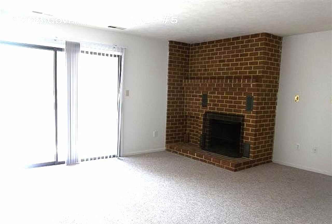 4008 Governors Sq #5 - Photo 2 of 6