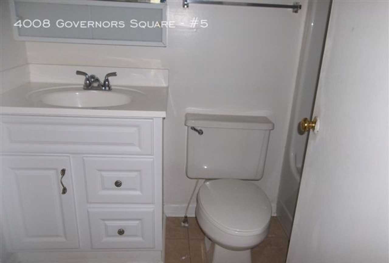 4008 Governors Sq #5 - Photo 5 of 6