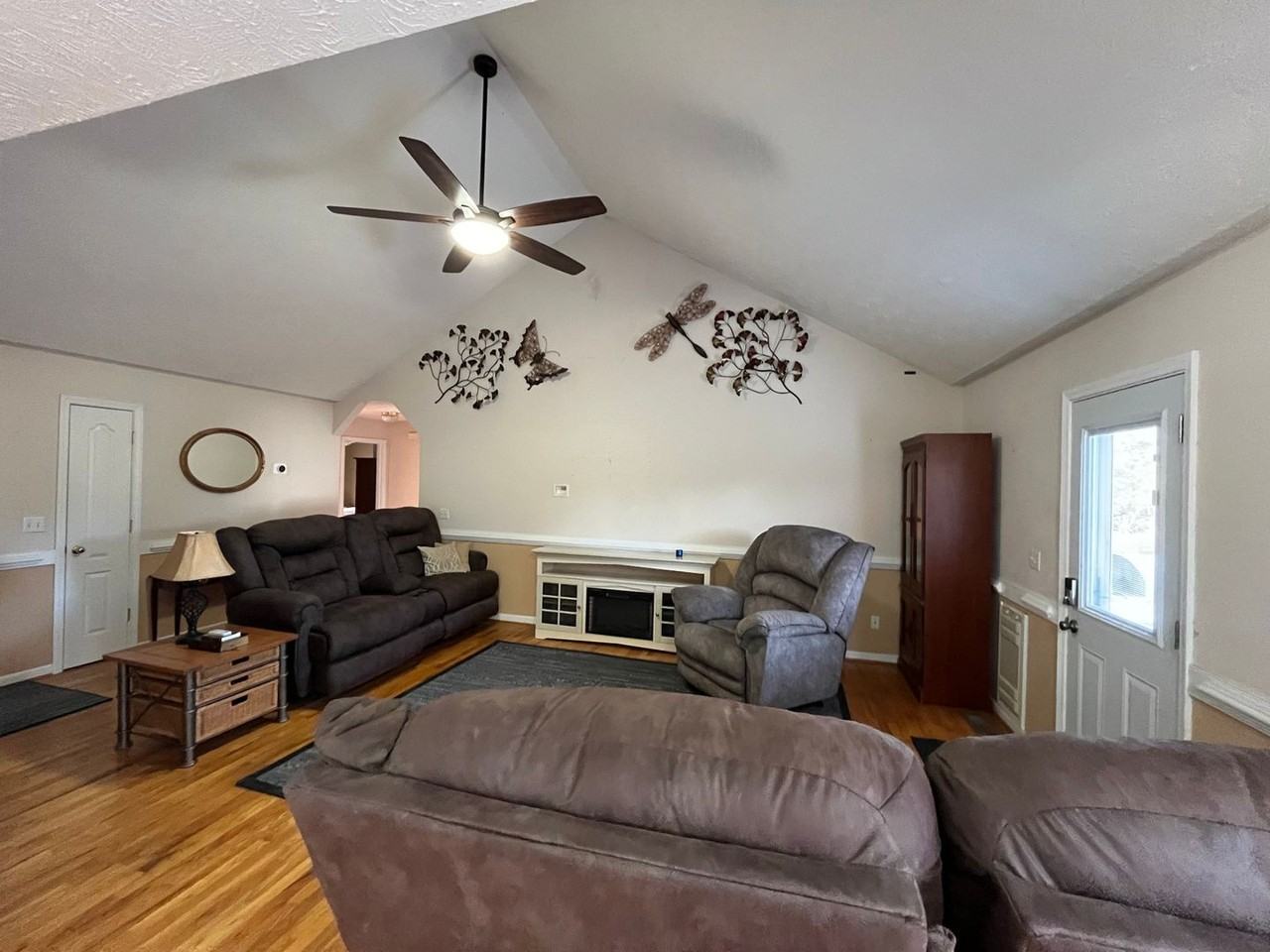 124 Erwin Hill Rd Se - Photo 4 of 14