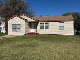 featured image of 1605 Nw Williams Ave