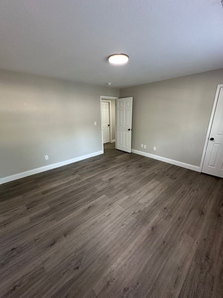 Wesley Village - Photo 6 of 13