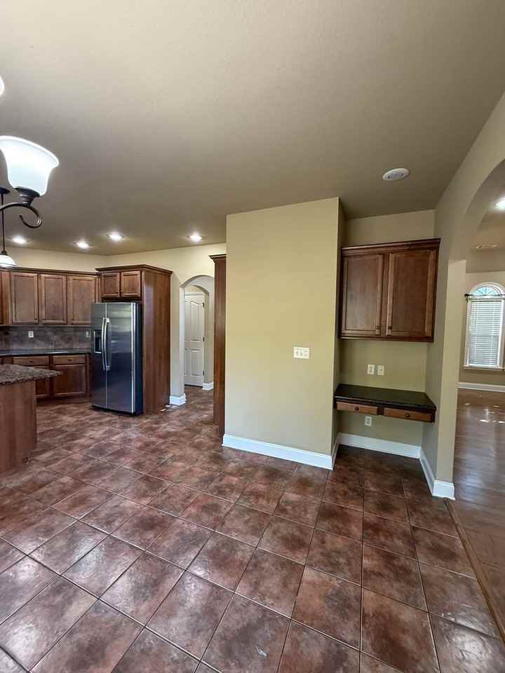 2520 Granite Pointe - Photo 5 of 20