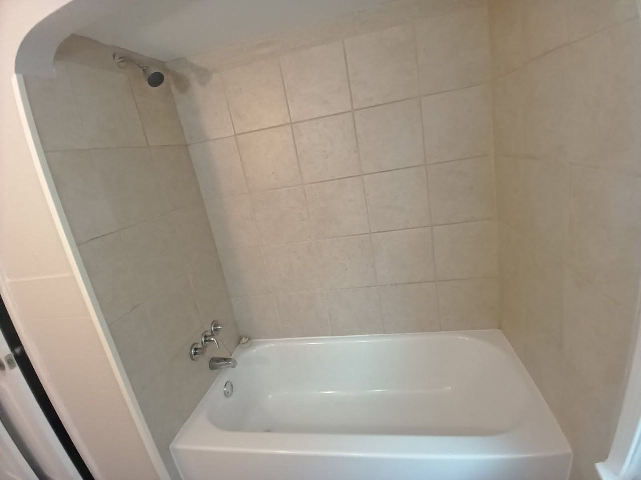 3984 Buckingham Avenue - Photo 6 of 13