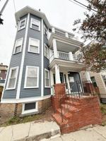 featured image of 18 Salina Rd