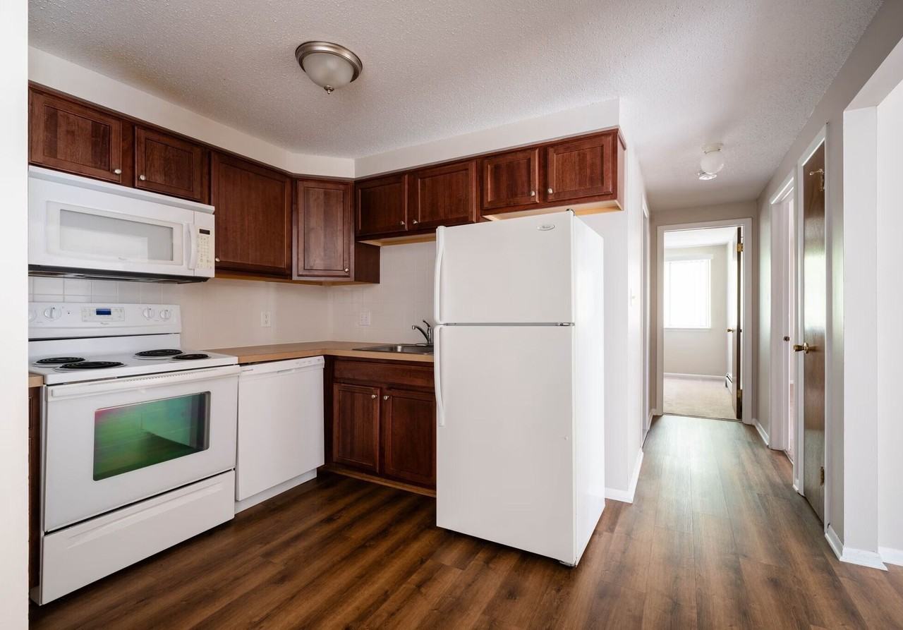 A CHARMING COMMUNITY OF 1 AND 2 - Photo 3 of 23