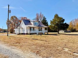 featured image of 1124 Switch Back Rd