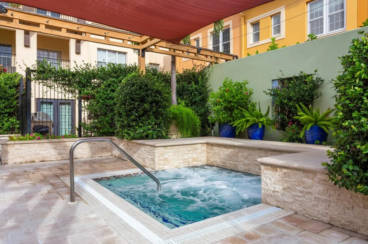 100 4th Avenue South - Photo 6 of 28