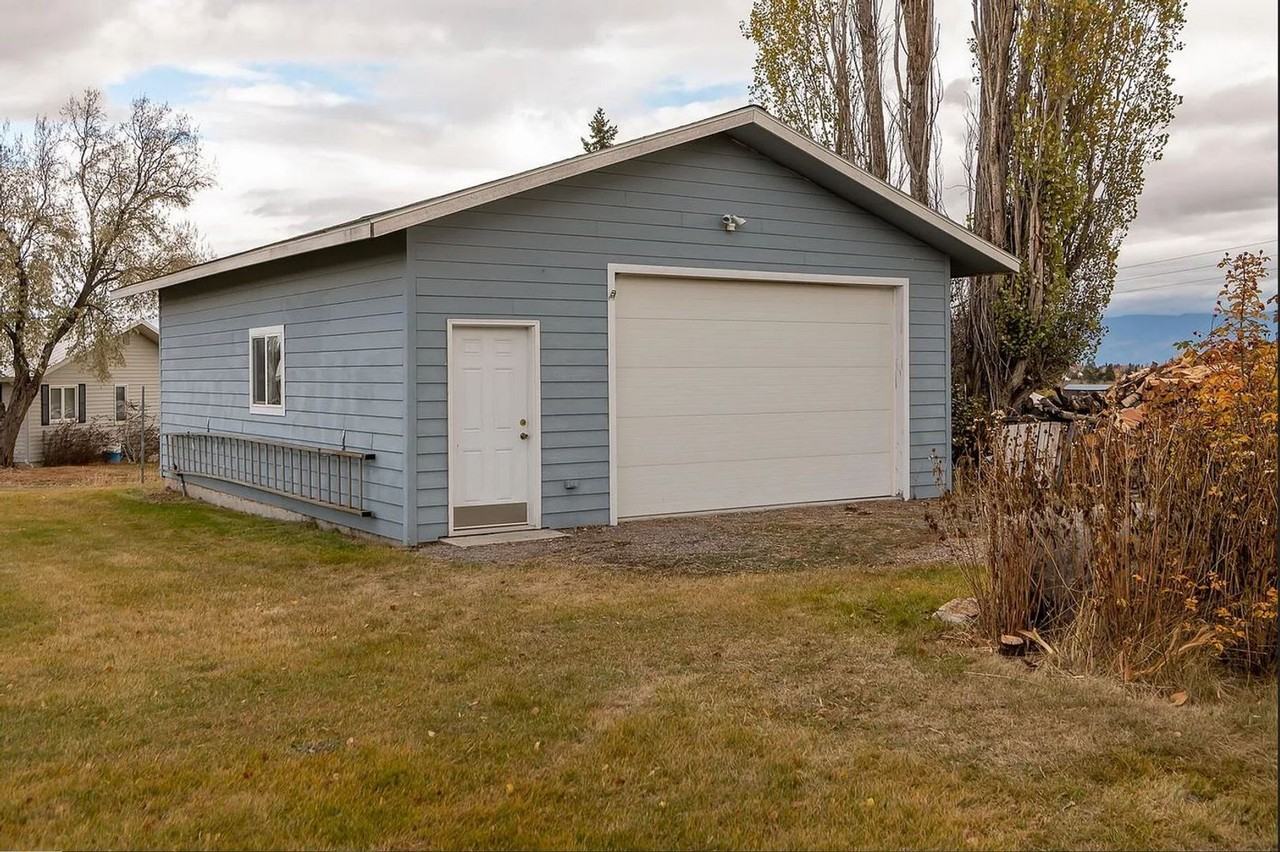 455 Meadow Hills Dr - Photo 7 of 40