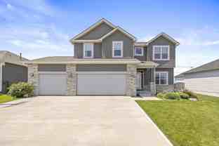 8008 N 167th Ave - Photo 1 of 1