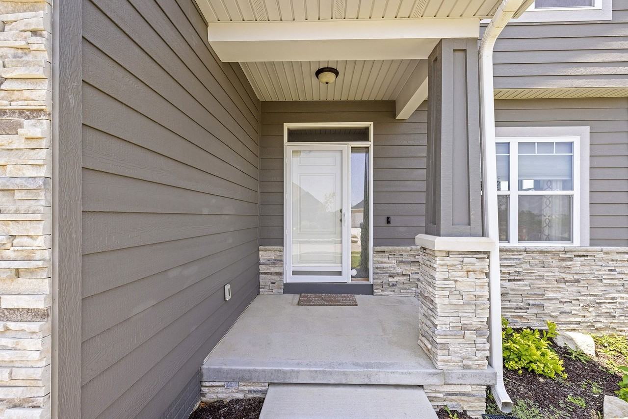 8008 N 167th Ave - Photo 3 of 14