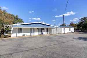 featured image of 705 Sunrise Ave