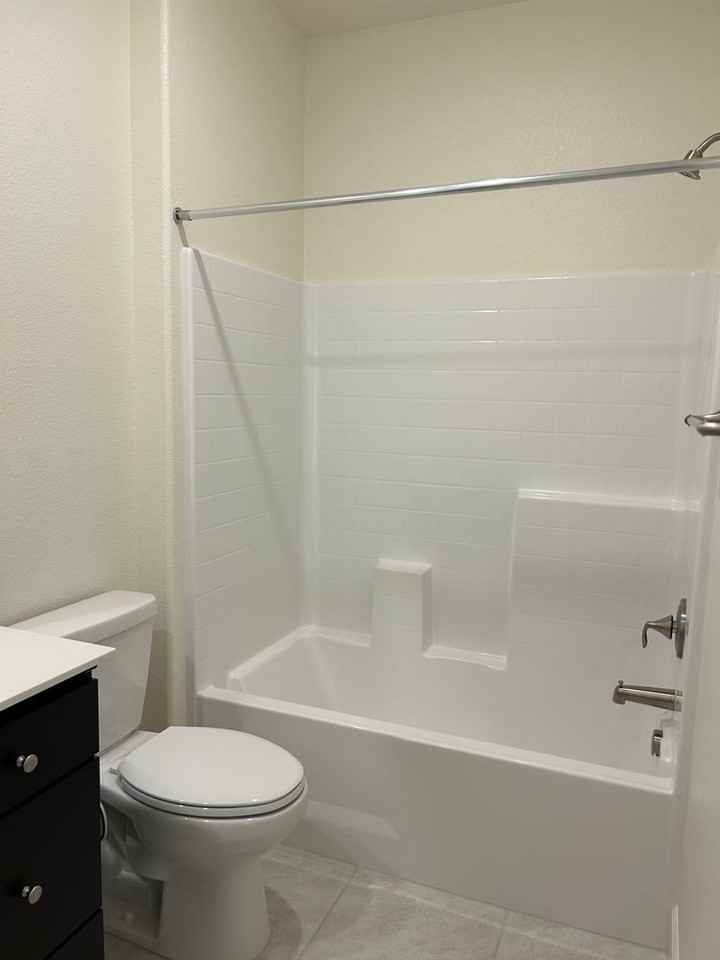 1776 Eagle Landing Dr - Photo 5 of 36