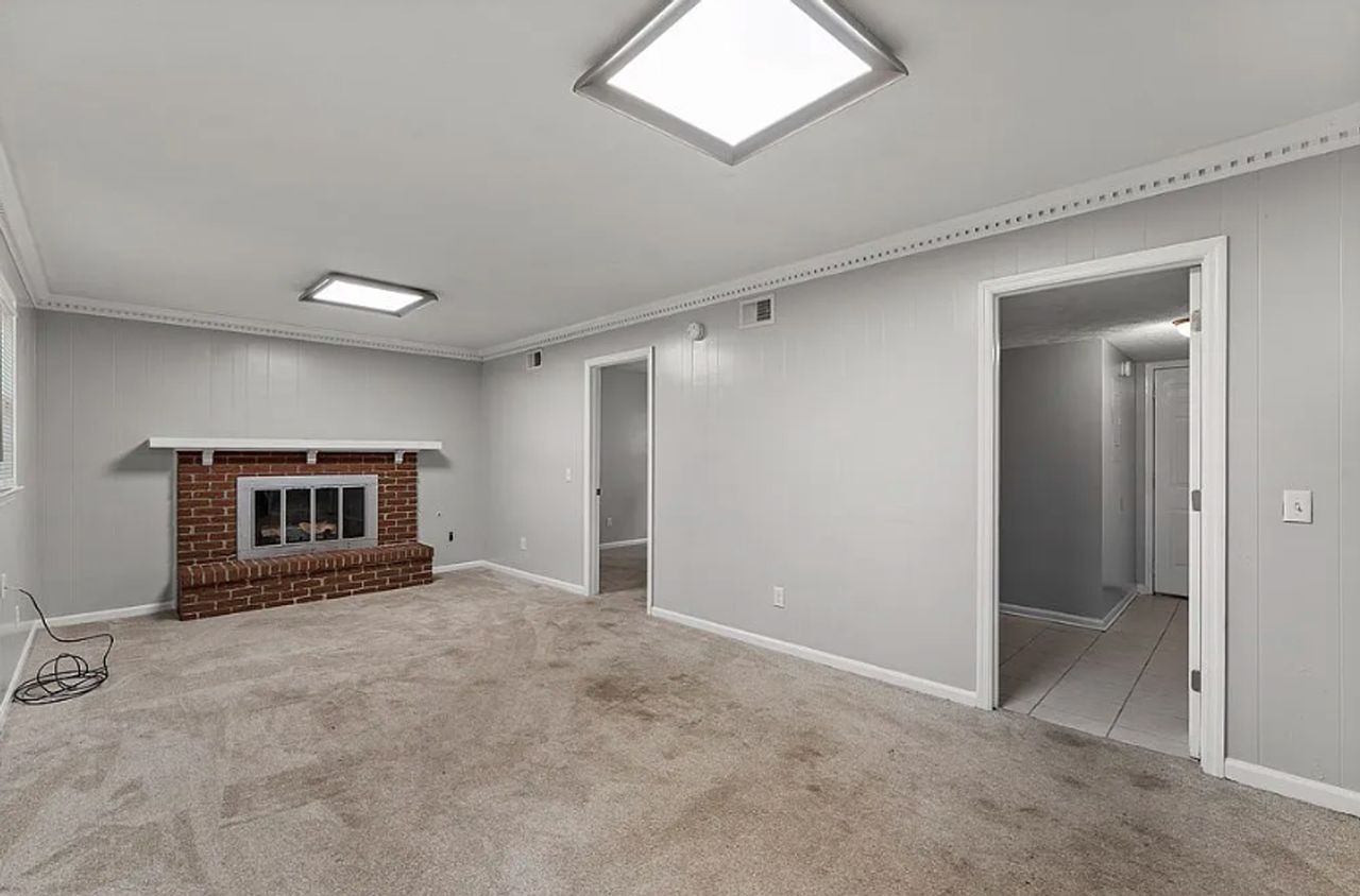 1434 Autumnridge Dr - Photo 4 of 14