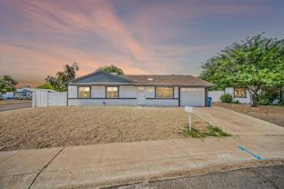 3330 E Gelding Dr - Photo 1 of 1