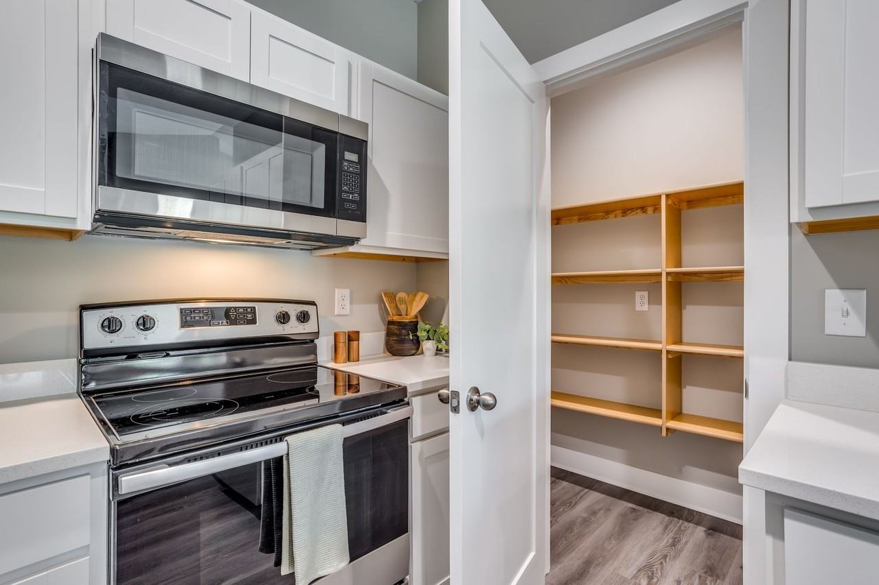 Falcon Falls - Photo 7 of 21