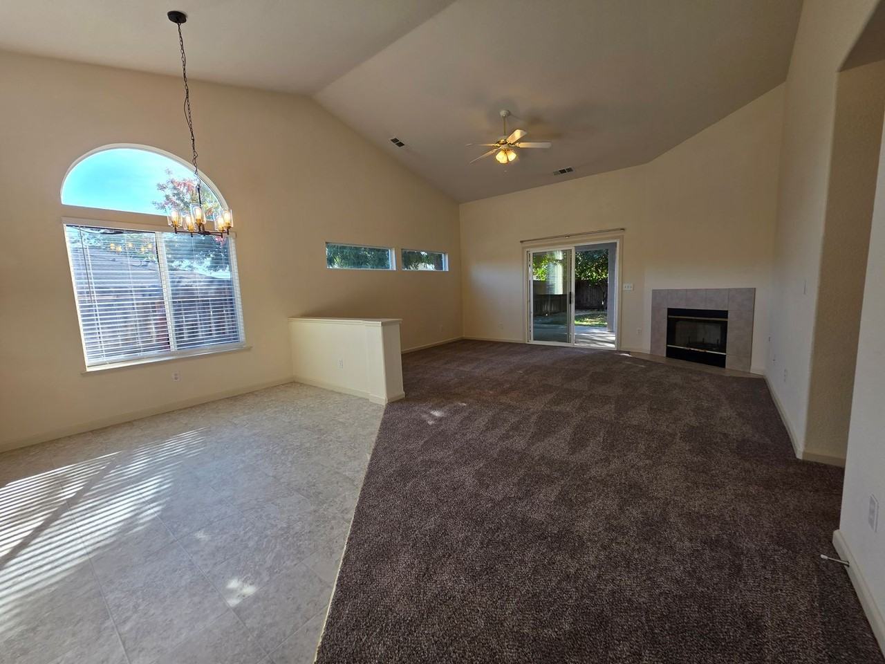 3805 Ramin Dr - Photo 6 of 33