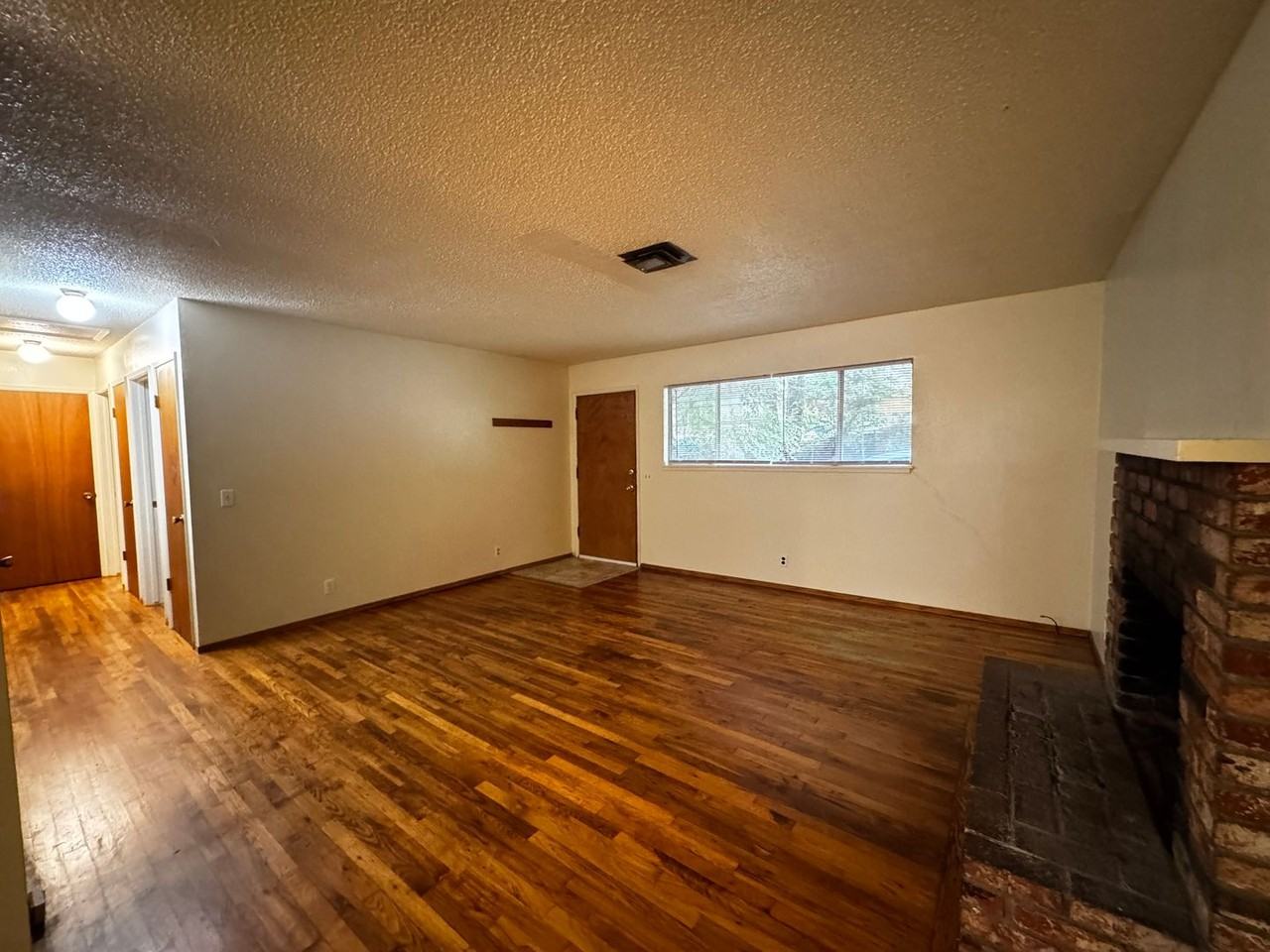 751 Patrick Court - Photo 6 of 19