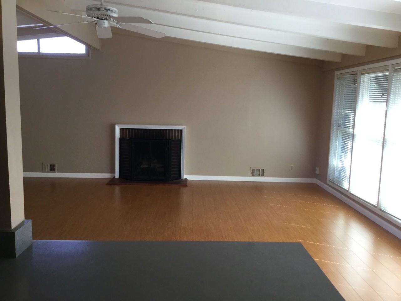 4686 Central Ave - Photo 5 of 13