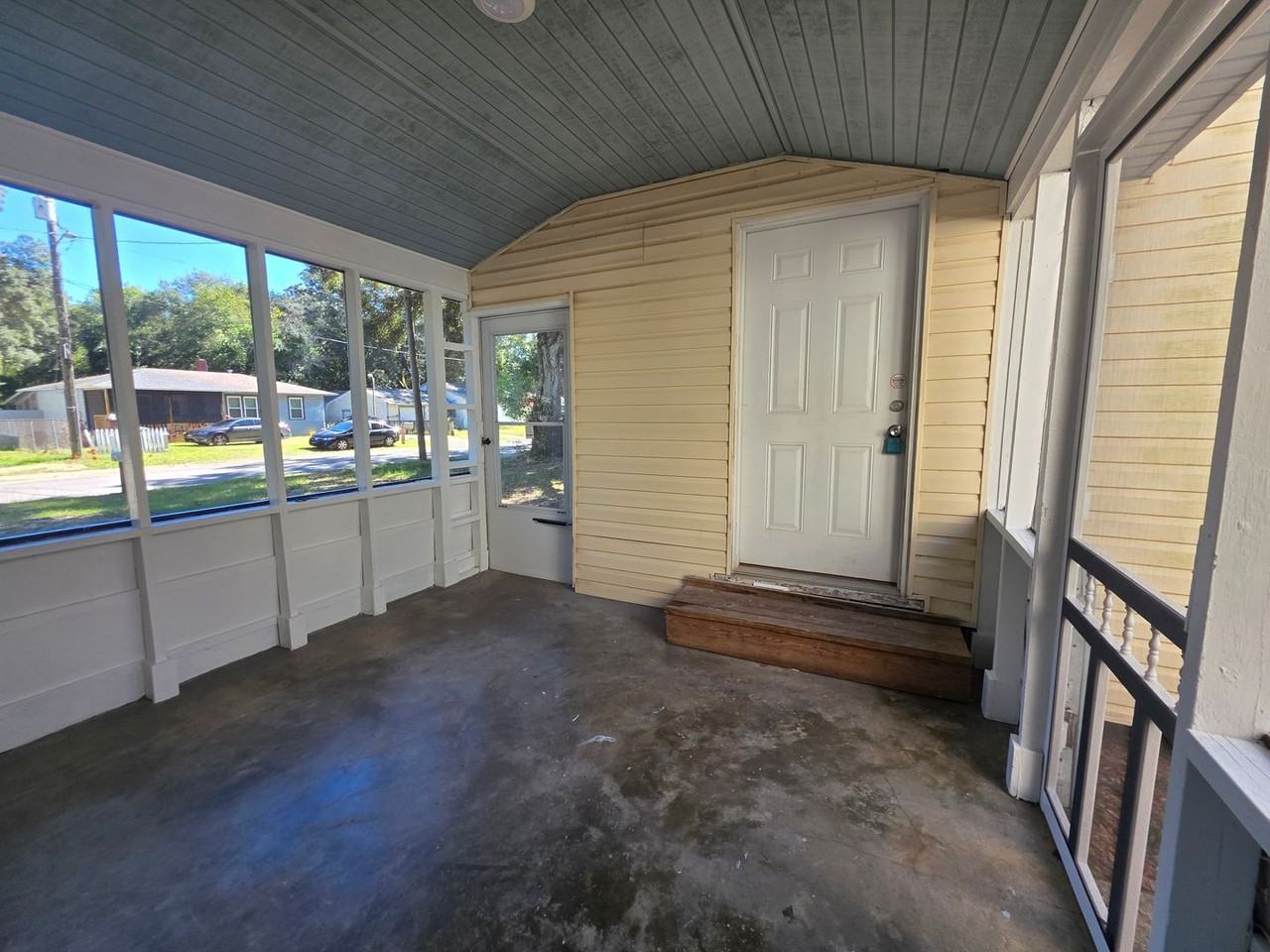 35 Kennington Dr - Photo 2 of 22
