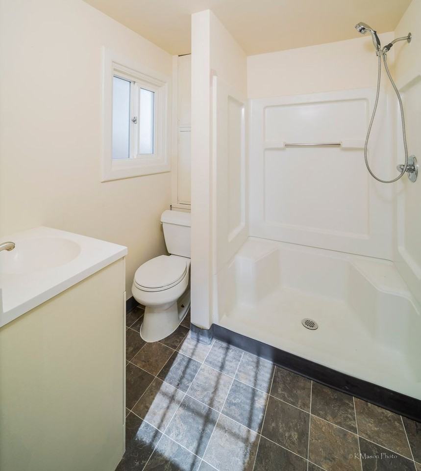 1902 State St - Photo 6 of 9