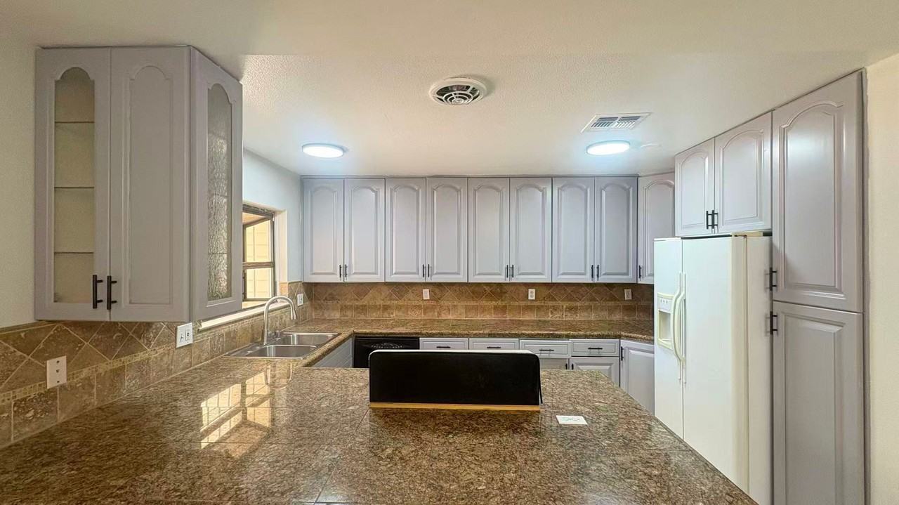 7113 Pinelake Road - Photo 4 of 22