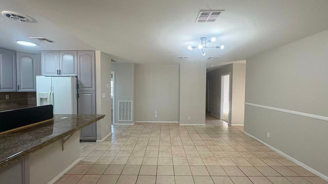 7113 Pinelake Road - Photo 7 of 22