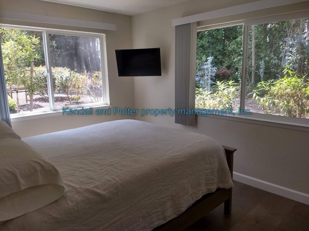 755 14th Ave #201 - Photo 7 of 15