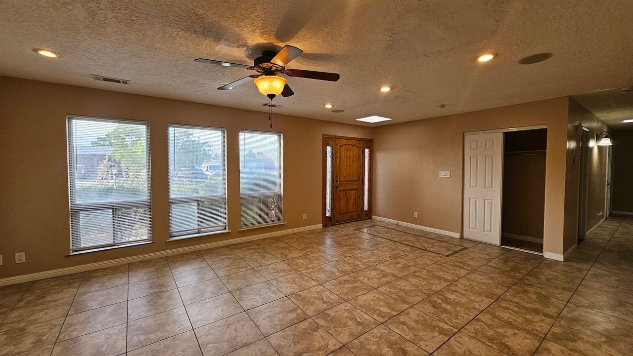 508 Cerro De Ortega Drive Southeast - Photo 5 of 25