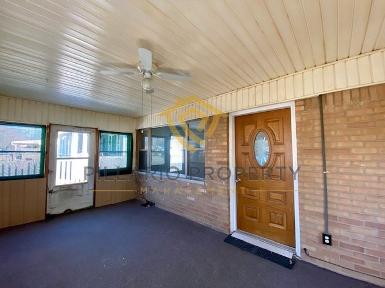 3427 Linden Street - Photo 4 of 34