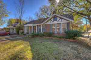 featured image of 2579 Hale Ave