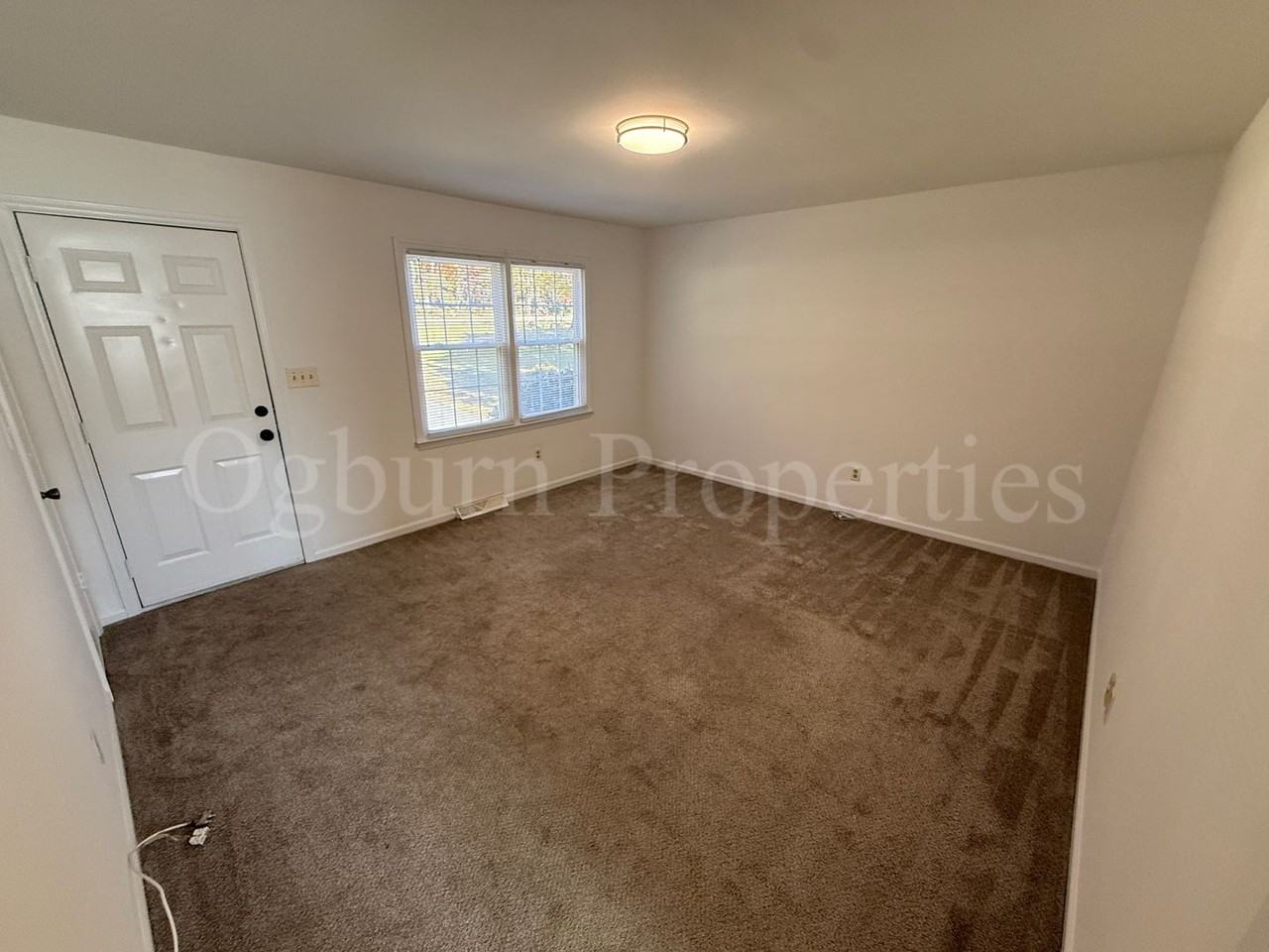 1688 Guilford Drive - Photo 4 of 12