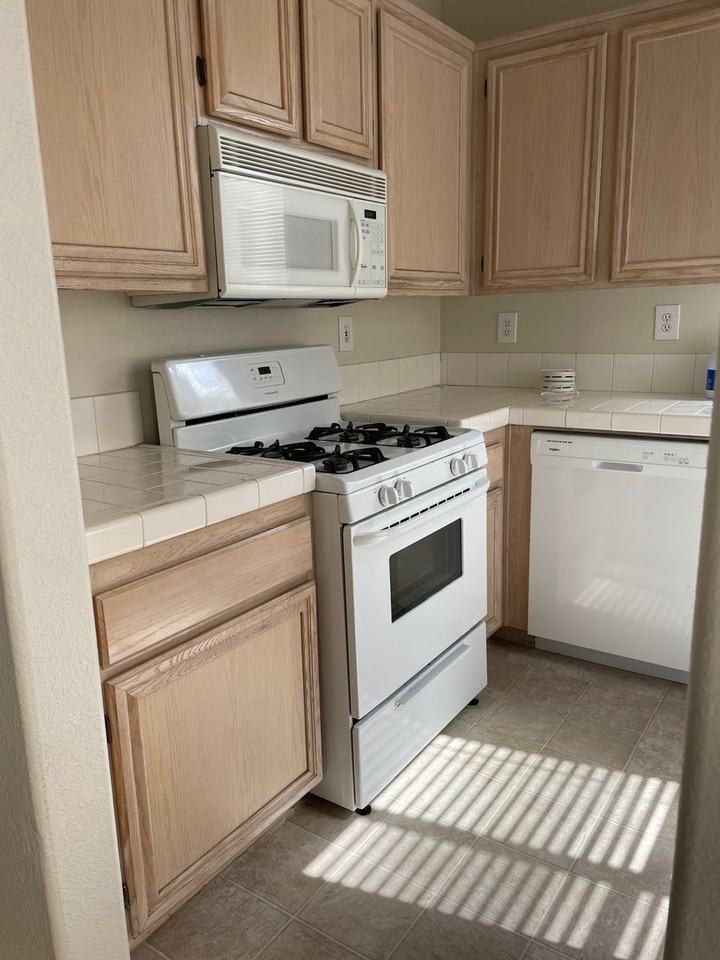 11410 Via Rancho San Diego #37 - Photo 4 of 15