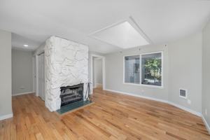 featured image of 2402 Se 9th Ct