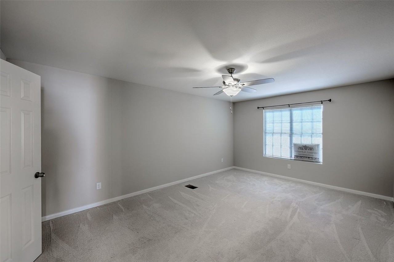 7720 Theissetta Drive - Photo 5 of 26