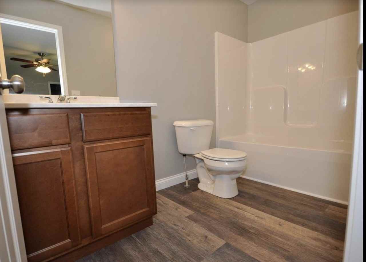 252 Seminole St - Photo 3 of 37