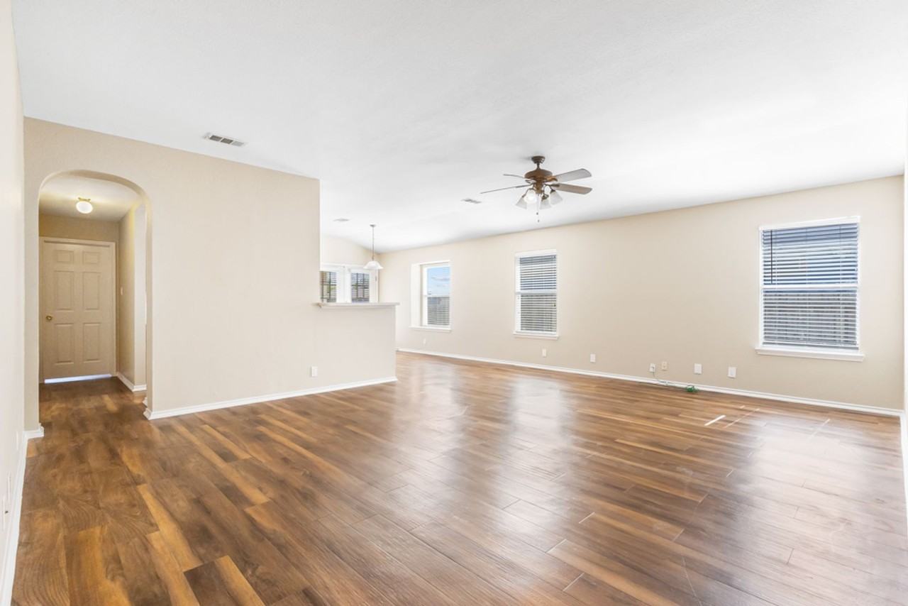 5114 Crestwood Hill Dr - Photo 4 of 24