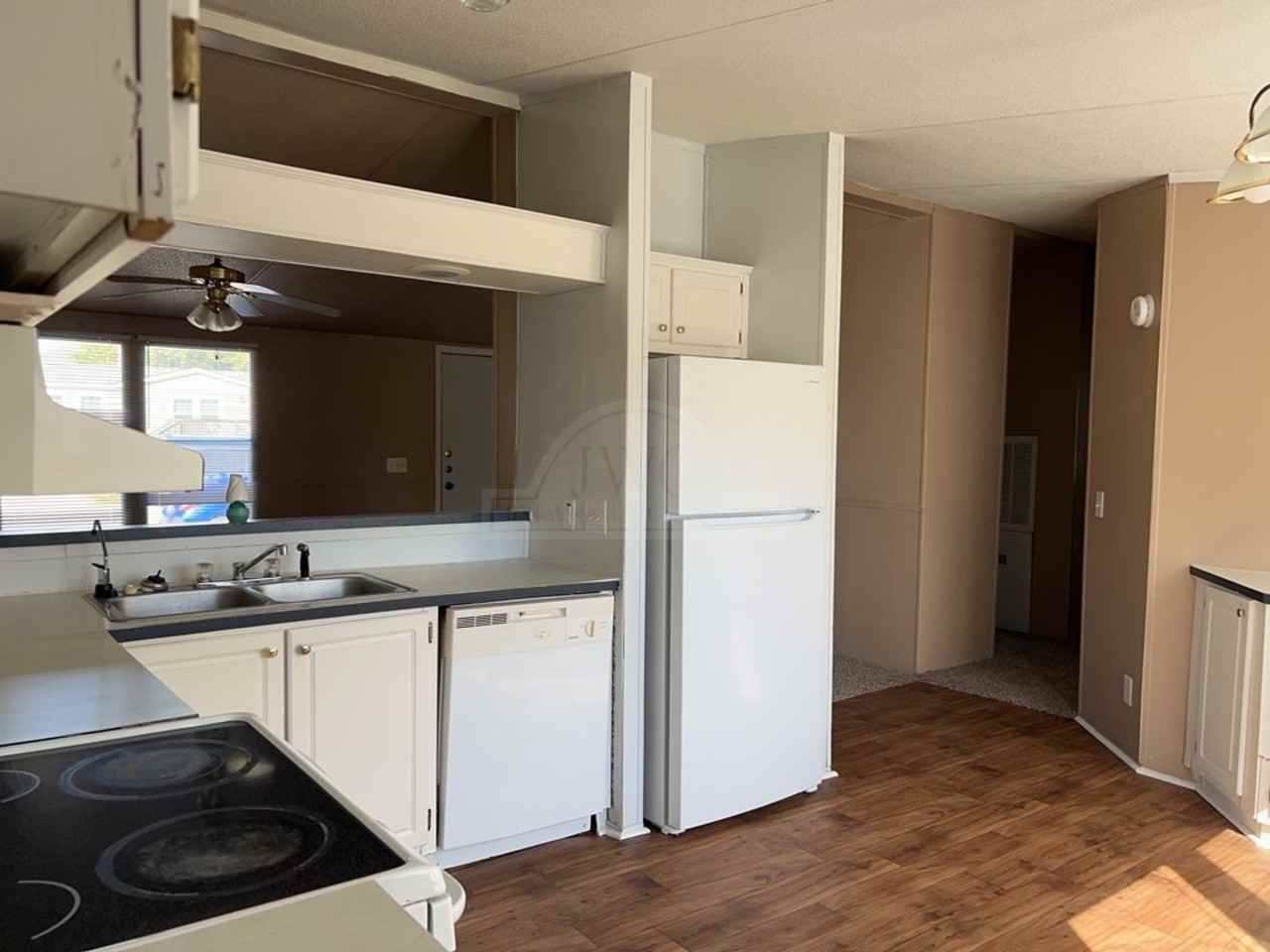 3406 Valencia Dr - Photo 5 of 21