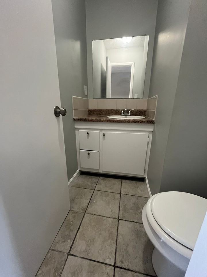 2213 Jonathan Dr Nw - Photo 7 of 9