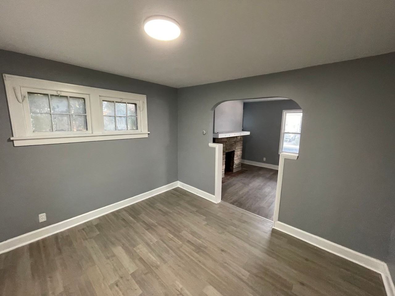 1750 Urbana Rd - Photo 3 of 24