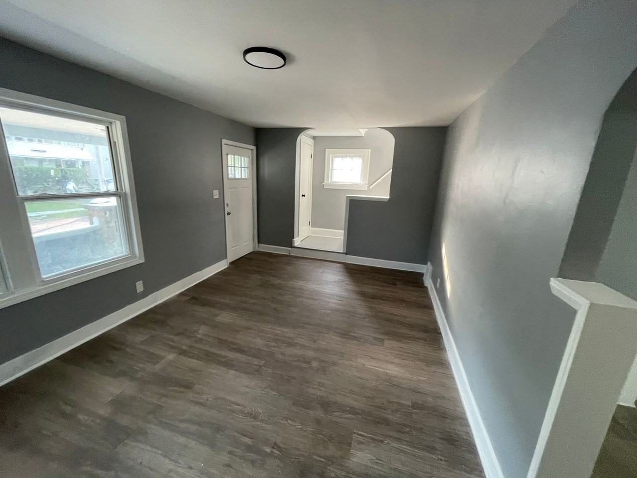 1750 Urbana Rd - Photo 6 of 24