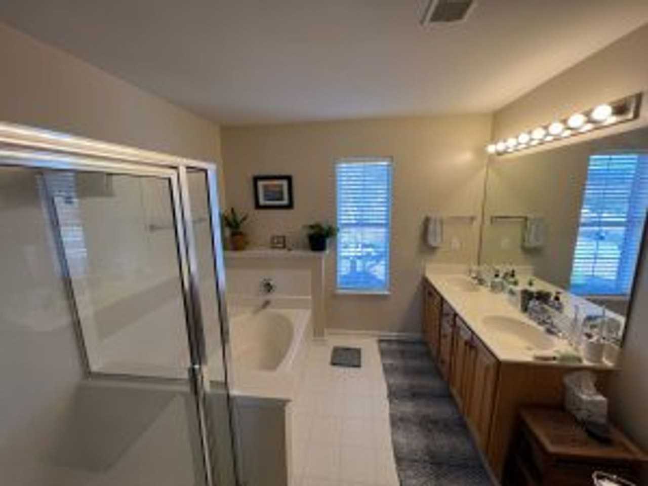 1481 Endicot Way - Photo 7 of 14